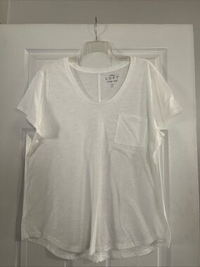 LOFT White Short Sleeve Pocket Tee - Women's Lightweight Scoop Neck